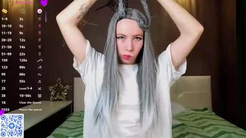 Anna online show from January 13, 4:37 pm