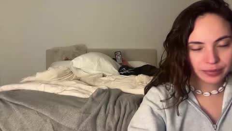 Polly Pocket online show from November 23, 4:32 am