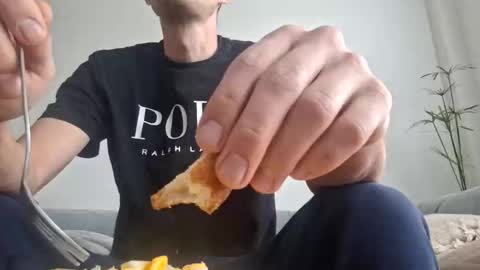 polsenos online show from January 7, 10:42 am