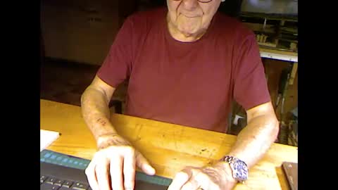 pomme1949 online show from September 23, 9:03 am