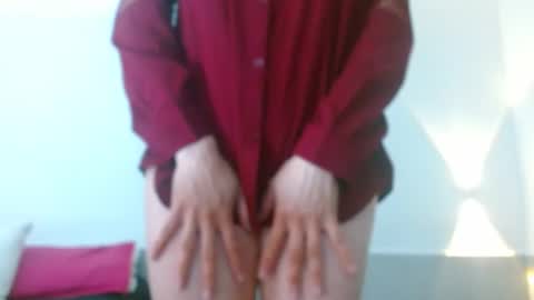 porcelainlux online show from November 8, 9:40 pm