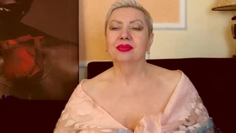 Snapshot of posh_lady chatting on October 22, 9:16 pm LADY POSH online show from October 22, 9:16 pm
