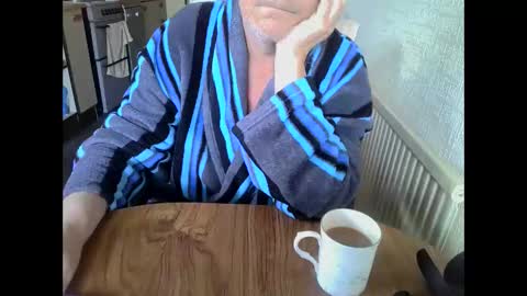 poshman65 online show from April 18, 10:06 am