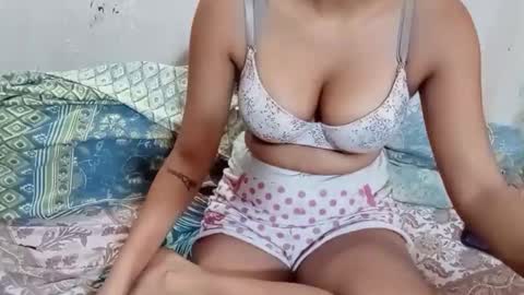 poulomi online show from October 9, 5:24 am