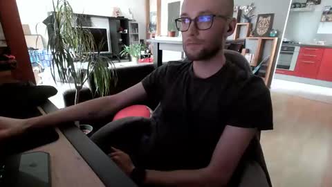 Blou online show from March 28, 1:56 pm