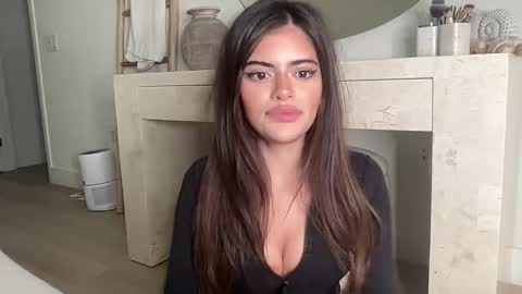 Selena online show from March 5, 2:31 am