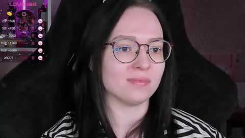 Robyn online show from March 18, 10:43 am