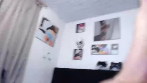 Dahiana. online show from January 17, 1:59 am