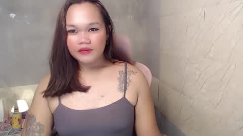 Snapshot of precious_ariah chatting on December 23, 6:00 am Just PRECIOUS online show from December 23, 6:00 am