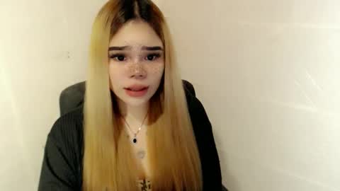 MAXXINE online show from February 4, 6:50 am