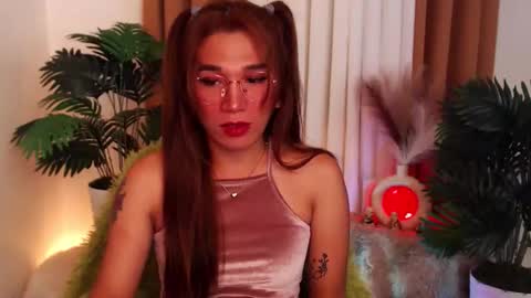 Rosedoll online show from March 7, 5:29 am