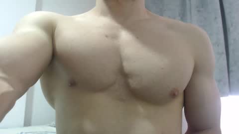 Snapshot of preettyboyx chatting on February 8, 4:04 pm JUAN online show from February 8, 4:04 pm