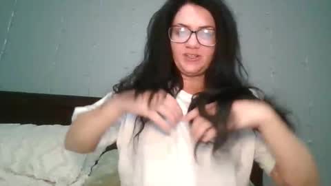 Presley online show from April 28, 8:02 pm