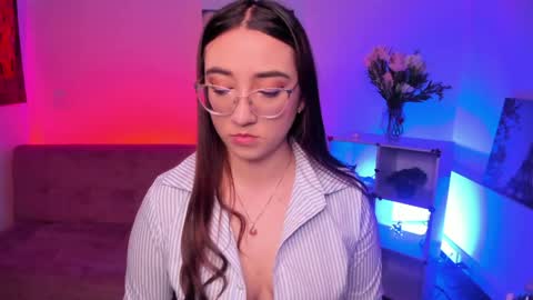 Camila  online show from May 29, 1:20 pm