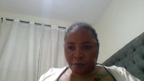 pretty1_lioness online show from June 13, 7:13 pm