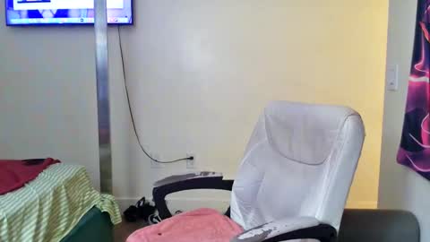 Yasmine pretty online show from November 16, 10:12 pm