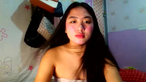 pretty_am online show from December 14, 9:15 am