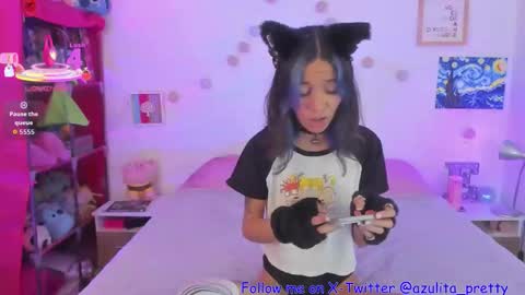 pretty_azulita online show from November 11, 2:30 pm