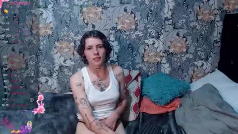 pretty_cristal22 online show from May 23, 1:56 am