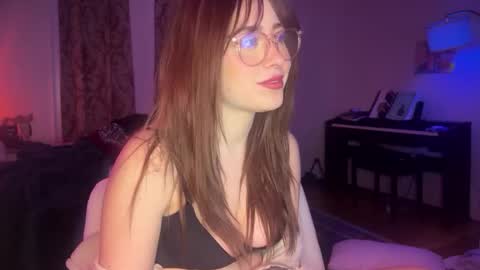 Snapshot of pretty_in_p1nk chatting on January 21, 5:05 am Sophie  online show from January 21, 5:05 am