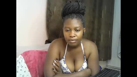 pretty_kylah online show from May 6, 12:38 am