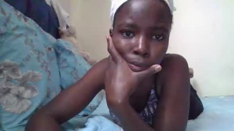 Snapshot of pretty_petite_ebony chatting on October 23, 8:16 am pretty_petite_ebony online show from October 23, 8:16 am