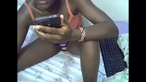 prettyalma online show from March 9, 6:00 pm