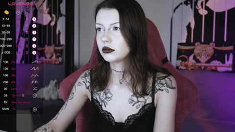 Violet online show from January 3, 6:11 am