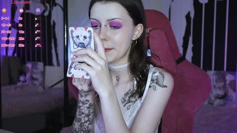 Violet online show from February 8, 11:02 pm