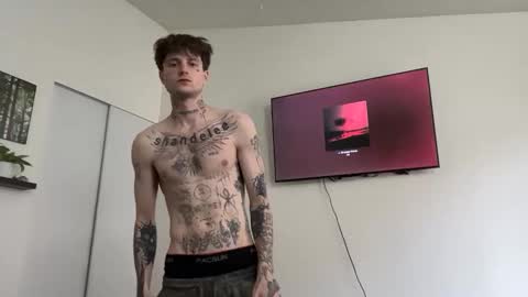 pretty boy online show from February 15, 7:23 pm