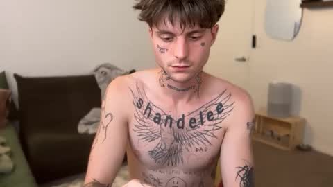 pretty boy online show from May 20, 4:31 am