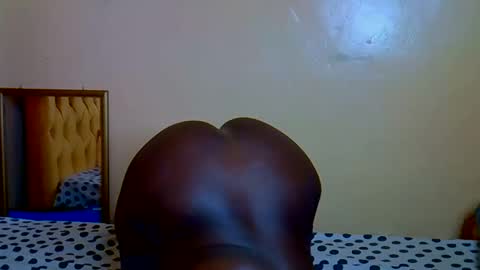 prettycandy0 online show from March 30, 4:34 am