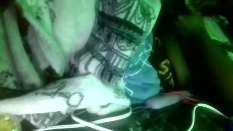 prettyma online show from April 12, 7:56 am