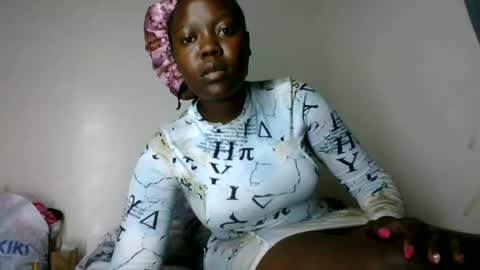 prettyjoy2 online show from July 21, 5:20 am
