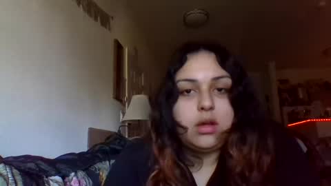 lilly333 online show from December 28, 10:13 pm