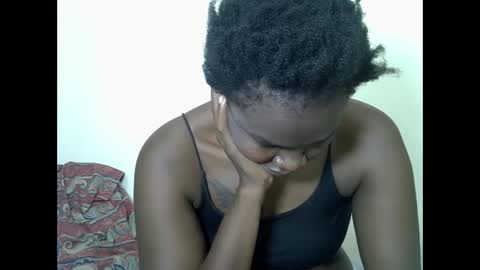 LILIAN online show from October 24, 6:47 am