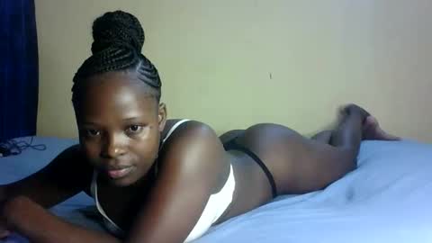 Melly online show from October 5, 7:21 pm