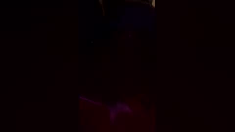 prettypussi23 online show from April 8, 12:30 pm