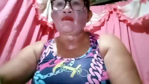 prettyrose01 online show from June 12, 12:26 pm