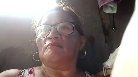 prettyrose01 online show from June 14, 12:10 am