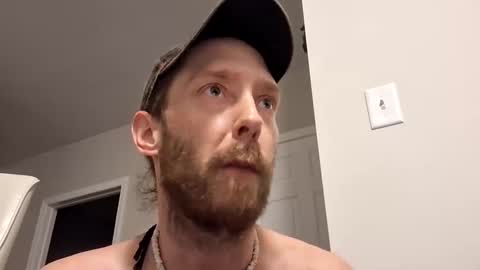 prettysolidd7 online show from September 25, 11:23 pm