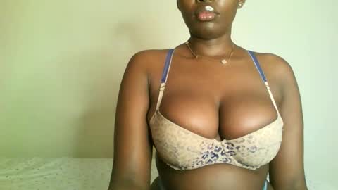 prettyvishy online show from September 27, 4:21 am