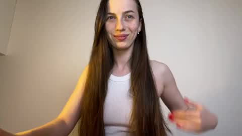 prettyyy_angel online show from April 15, 7:16 pm