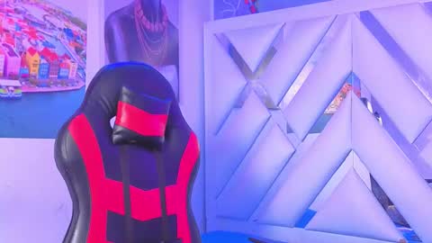 prince_arthur77 online show from March 15, 2:42 pm