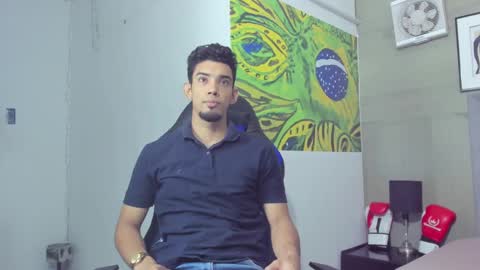 prince_arthur77 online show from October 21, 1:16 pm