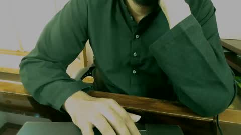 lover online show from September 22, 7:45 am