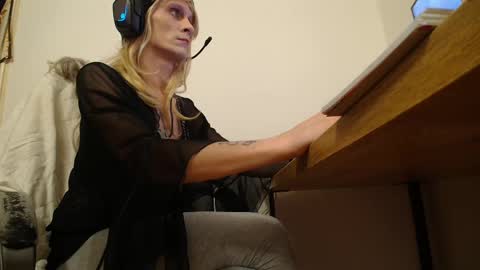 Prince Of Prague online show from February 14, 4:37 am