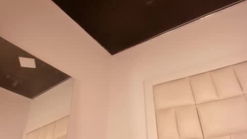 princess_tokyo_ online show from January 19, 1:10 pm