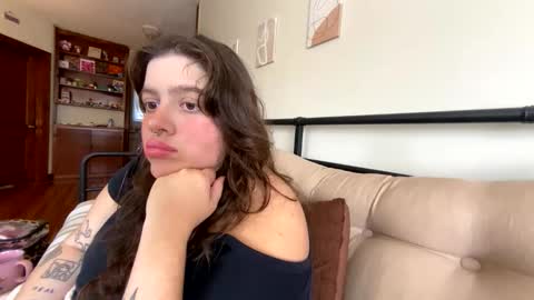 princessviccxo online show from November 6, 6:44 pm