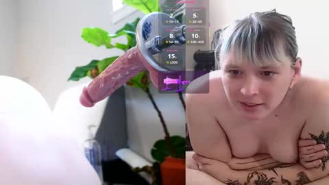 Gwyndoline Moon online show from February 25, 8:32 pm